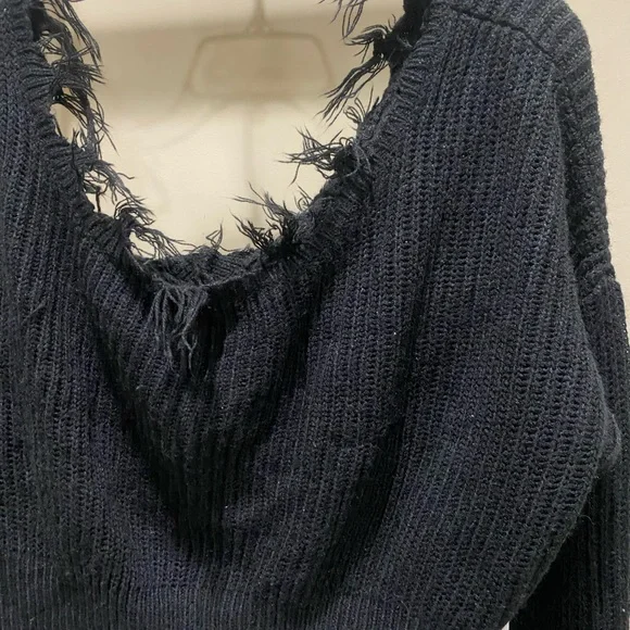 SHEIN Black Distressed Cropped Sweater Small Fringe Grunge Knit Top - Picture 3 of 8